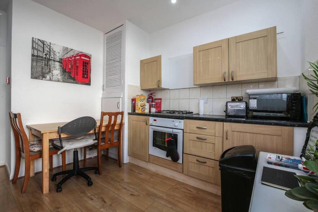 Large Modern Apartment With Garden Sleeps 10 Guests Londres Extérieur photo